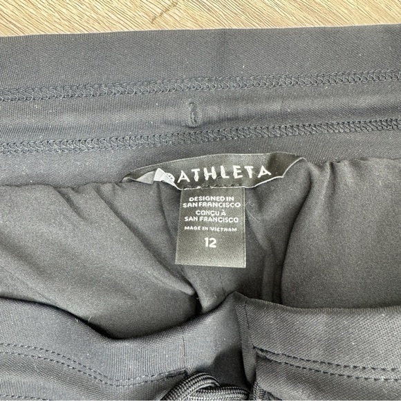 NWT Athleta Black Apres Ski Shorts Size 12 - Picture 7 of 7